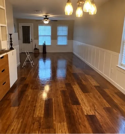 Empty living room with built-in shelving, move-out ready